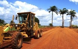 Read more about the article MÁQUINAS AGRÍCOLAS NÃO PRECISAM DE EMPLACAMENTO SEGUNDO MEDIDA PROVISÓRIA APROVADA NO SENADO