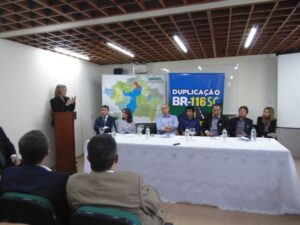 Read more about the article BR 116: “A rodovia do MERCOSUL deve voltar a ser competitiva”